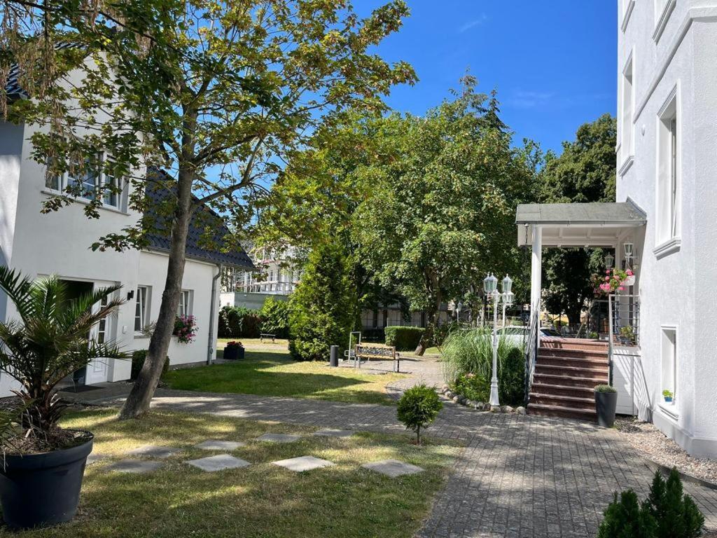 Pension Villa Frohsinn Sellin Auf Ruegen Экстерьер фото