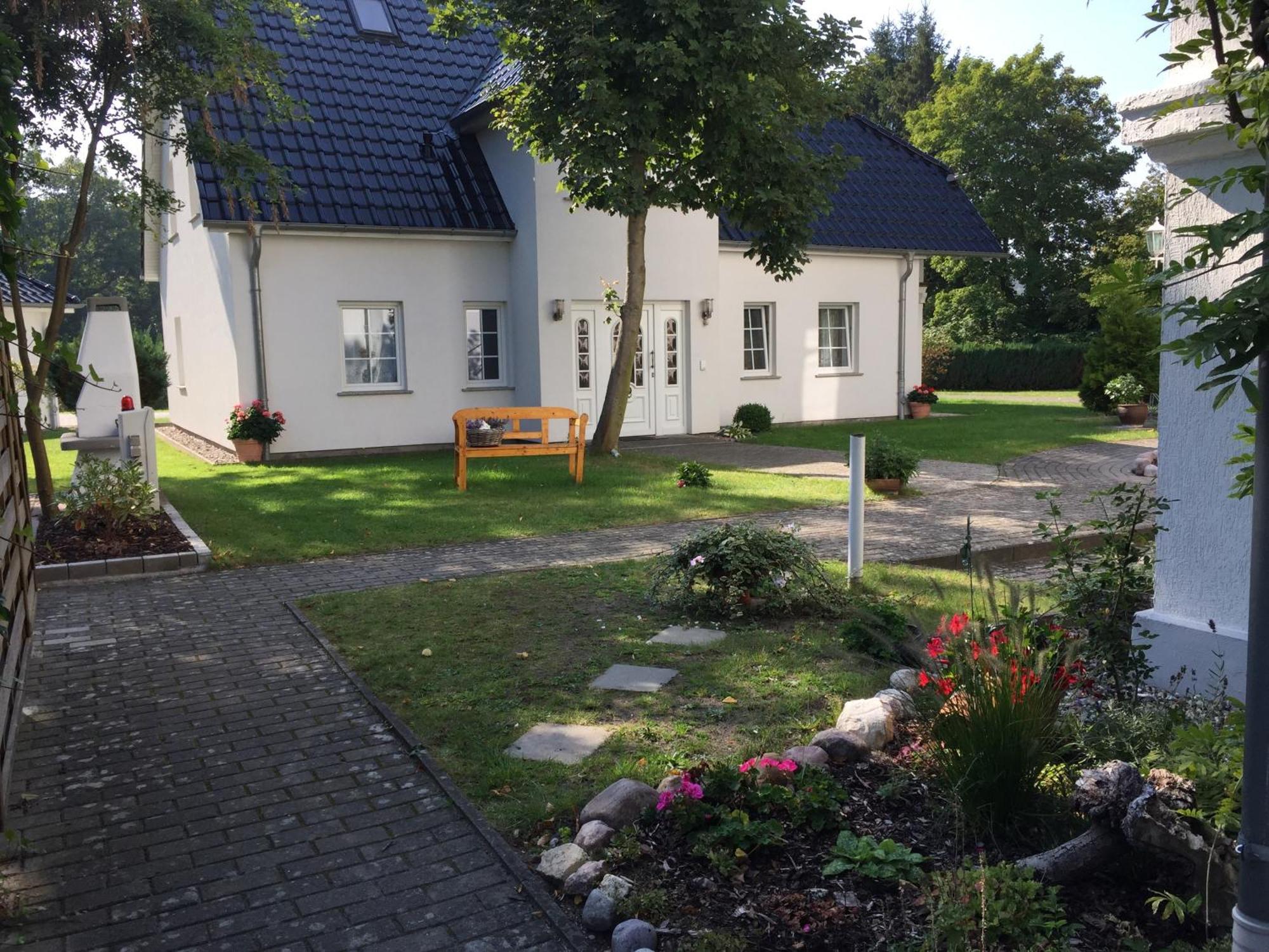 Pension Villa Frohsinn Sellin Auf Ruegen Экстерьер фото